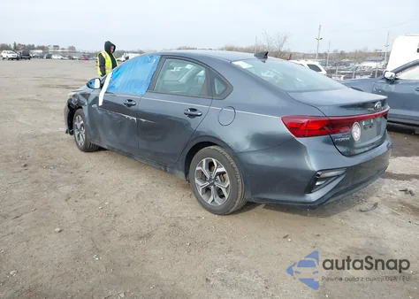 2020 Kia Forte Lxs z USA, uszkodzony, nr VIN 3KPF24AD4LE206902